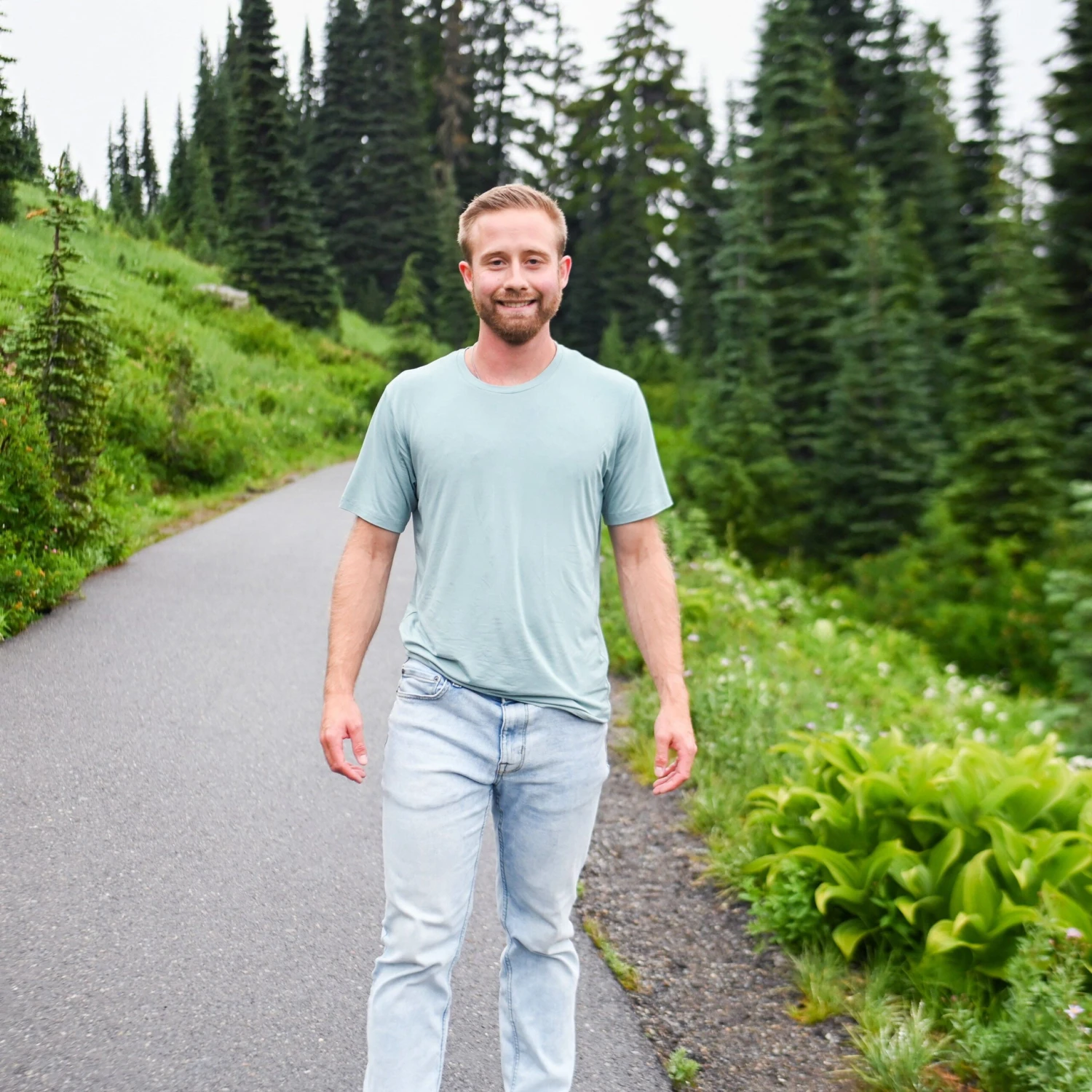 Men's Crew Neck Tee In Glacier - Image 3