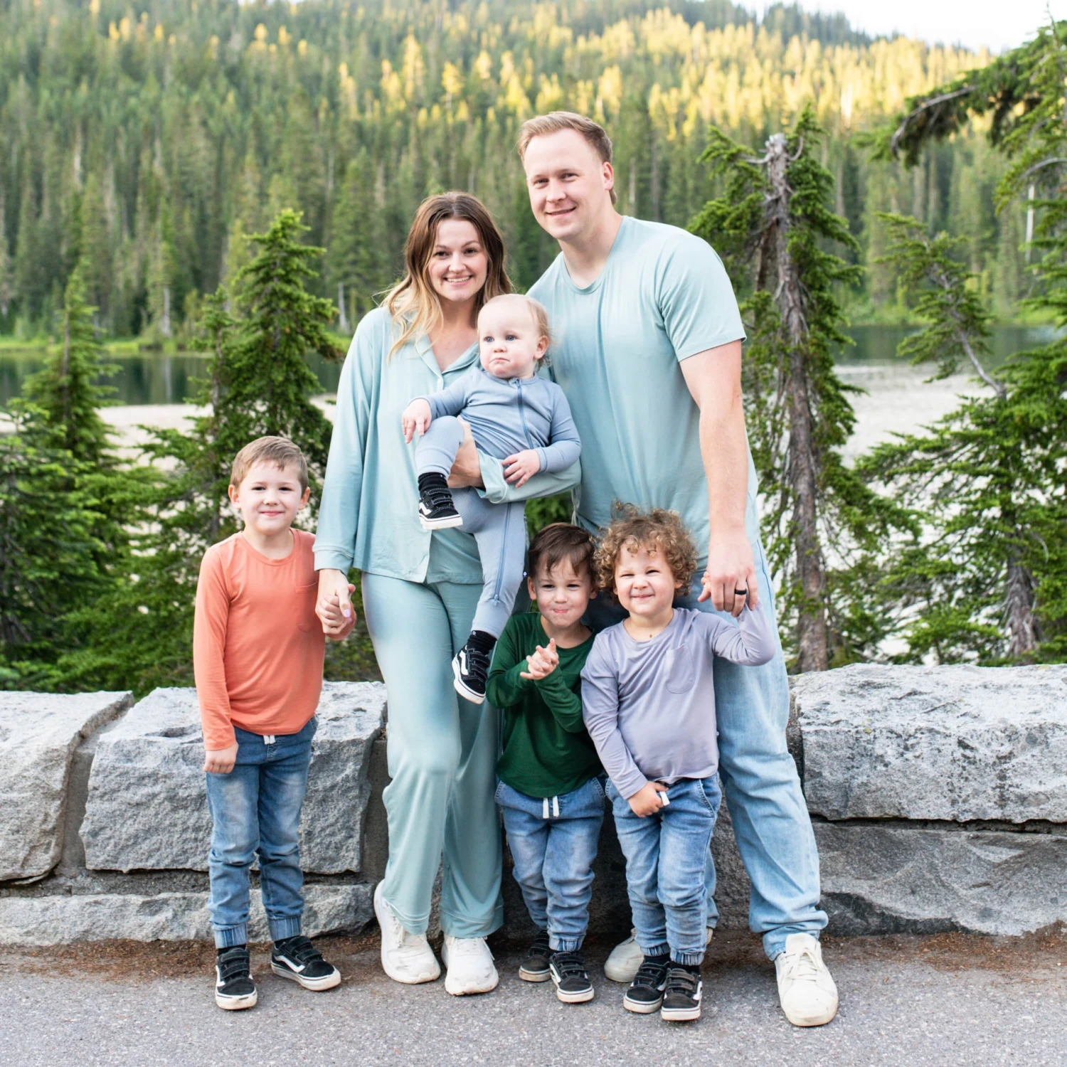 Men's Crew Neck Tee In Glacier - Image 4