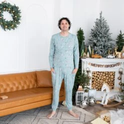 Men's Jogger Set In Alpine Village