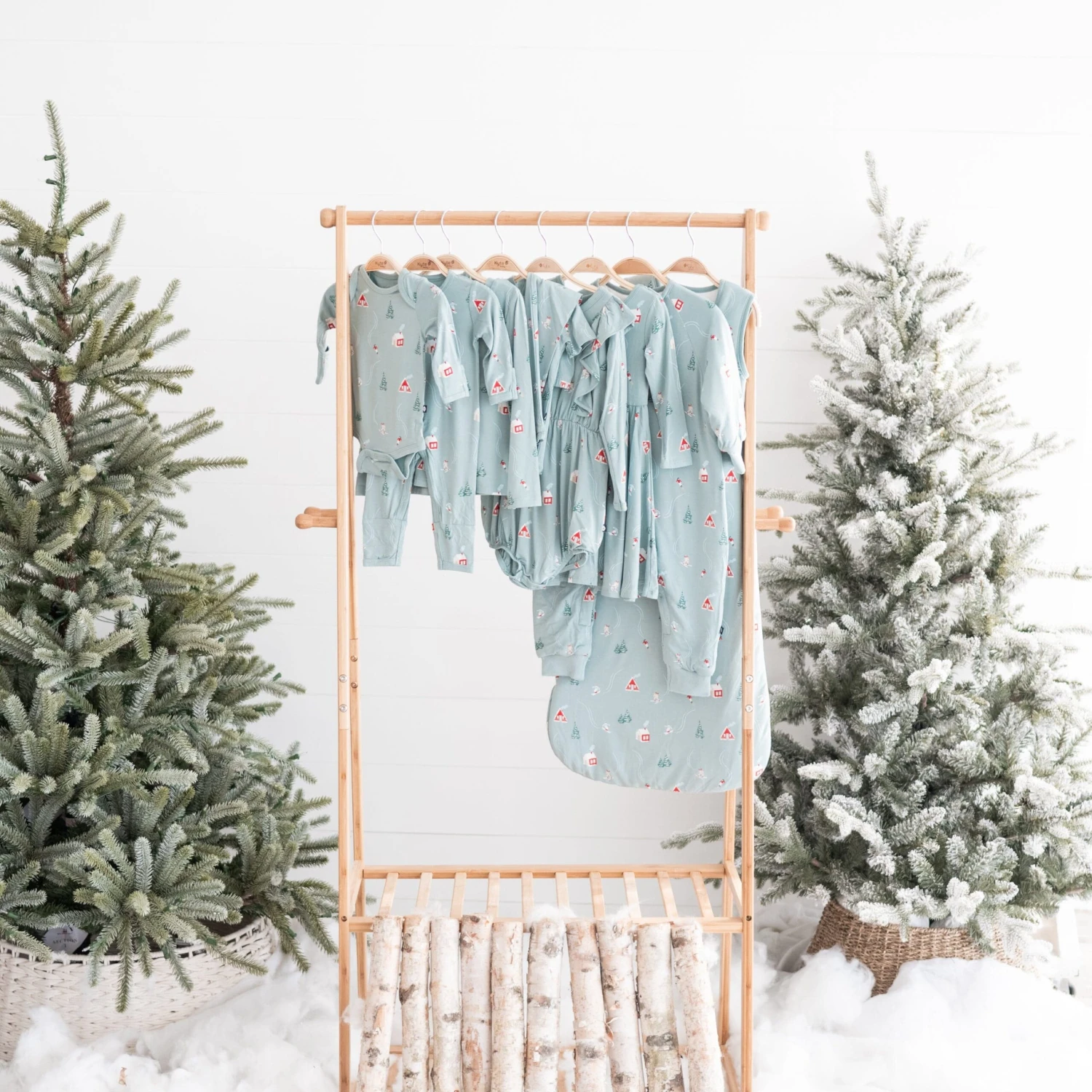 Sleep Bag In Alpine Village 2.5 - Image 4