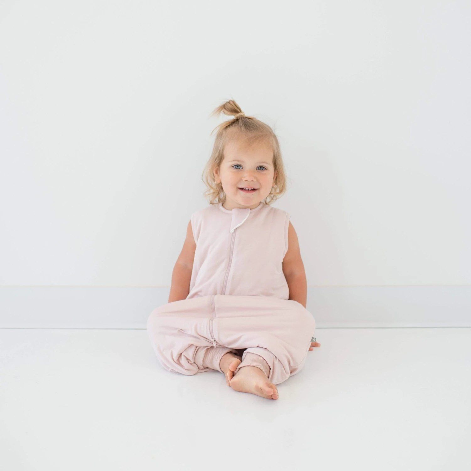 Sleep Bag Walker In Blush 2.5 - Image 2